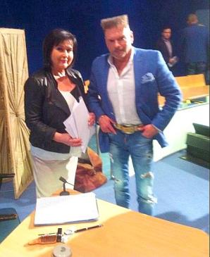 [VIDEO] Kolejny skandal z udziałem sędzi Daniela Ronzani z Treviso! Przyjmuje przed rozprawą adwokata, który na nią krzyczy. A potem podejmuje decyzje koszmarne dla Polki walczącej o uratowanie życia swojego dziecka!