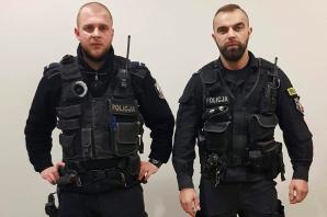 Upadł w mieszkaniu i wołał o pomoc, pomogli Policjanci!