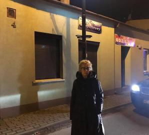 [VIDEO]Konferencja Rutkowskiego w piątek w Kołobrzegu dot. koszmaru wywołanego przez architekta o nazwisku Dariusz Ruta. Czy ukrywa swój majątek przed firmą Andes z Warszawy, której ma oddać 1,3 miliona złotych? Czy wspiera go słynny kołobrzeski deweloper?