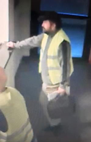 [VIDEO] Rutkowski poszukuje zaginionego w Niemczech lub Polsce kierowcy polskiego TIR-a! Podczas transportu do Moskwy wraz z nim zniknęła odzież o wartości 190 tysięcy euro. Kto wie, gdzie jest i co się z nim stało?