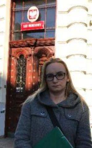 [VIDEO] O groźbach zabicia, ataku i brutalnym prześladowaniu mówi Ewelina Staniszewska, matka uprowadzonej w sierpniu 2018 roku 7-letniej Zosi. Czy jej dramat zrozumie dziś i pomoże Prezes Sądu Okręgowego w Radomiu Marta Łobodzińska?