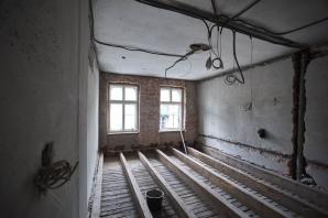 Remont zabytkowych kamienic przy ul. Rewolucji w Łodzi