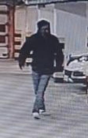 Rutkowski we Wrocławiu: Oto złodziej Harleya Davidsona oraz luksusowego motocykla marki Suzuki ze złotymi felgami! Kto go rozpoznaje?!