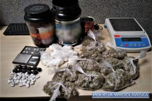 Ponad 6 tys. porcji narkotyków zabezpieczyli podczas działań wrocławscy policjanci