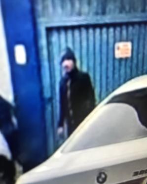 [VIDEO] RUTKOWSKI: Napad w biały dzień w centrum Katowic i kradzież 40 000 euro!! Kto rozpoznaje sprawcę i samochód?