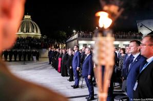 [VIDEO] Premier w Toruniu: to miejsce jest nie tylko miejscem pamięci. Jest przede wszystkim miejscem prawdy o tych, którzy nie wahali się, ryzykując życie, ratować innych