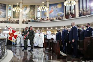 [VIDEO] Premier w Toruniu: to miejsce jest nie tylko miejscem pamięci. Jest przede wszystkim miejscem prawdy o tych, którzy nie wahali się, ryzykując życie, ratować innych