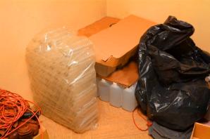 Miała być karma dla kurcząt, był tytoń i alkohol