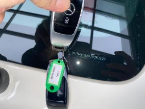 [VIDEO] RUTKOWSKI: 115 tys. EURO wurden mit der „Luxus-Mercedes-Methode” erschwindelt! Wer weiss, wo der Betrüger ist?