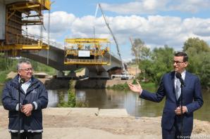 [VIDEO] Premier: Via Carpatia stworzy dla przedsiębiorców znakomite perspektywy rozwoju, możliwość przyciągania nowych inwestycji