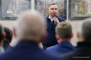 [VIDEO] Rozmowy z mieszkańcami terenów przygranicznych. Koncert charytatywny na rzecz rodzin funkcjonariuszy i żołnierzy pełniących służbę na polsko-białoruskiej granicy