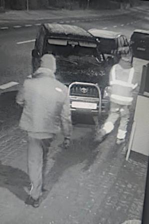 [VIDEO] Rutkowski poszukuje skradzionej koło Grunwaldu MiniKoparki VOLVO EC18C