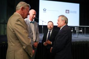 Biblioteka Hectora Hodlera i materiały z archiwum Światowego Związku Esperantystów – wyjątkowy dar dla Biblioteki Narodowej