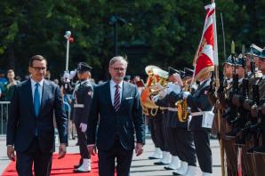 [VIDEO] Premier Mateusz Morawiecki po konsultacjach polsko-czeskich: łączy nas coraz silniej gospodarka, obronność, wspólne spojrzenie na Europę i jej przyszłość