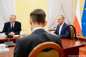 [VIDEO] O koordynacji działań administracji w kwestii bezpieczeństwa państwa na spotkaniu z wojewodami w Białymstoku mówił premier Donald Tusk