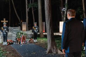 [VIDEO] Westerplatte - Nigdy więcej samotności i słabości!