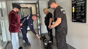 [VIDEO] Biuro Rutkowski i Telewizja Patriot24.net dziękują Kobylnicy. Nowa kadra i pies Reja dołączyli do zespołu