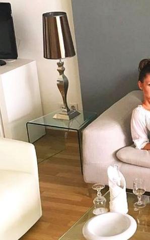 Maja Plich w tunezyjskim hotelu Royal Elyssa. Jako modelka wzbudziła zachwyt tunezyjskiego dyktatora mody Samera Gasmi