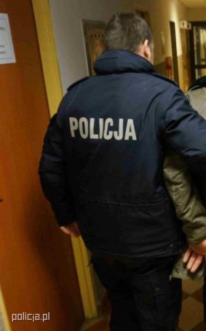 Areszty za brutalne zabójstwo w Rębielicach Królewskich! Ciało 65-latka w studni