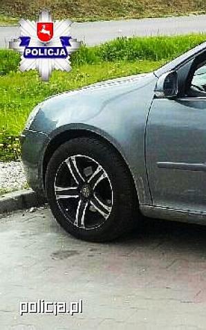 Niemowlę zatrzaśnięte w rozgrzanym słońcem aucie! 