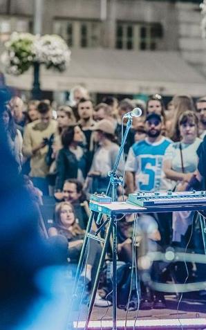 Songwriter Łódź Festiwal powraca. Sprawdź, kto zagra na Piotrkowskiej.