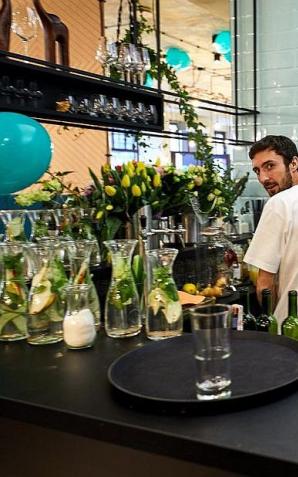 Tel Aviv w samym centrum Łodzi - nowe miejsce na kulinarnej mapie ul. Piotrkowskiej.