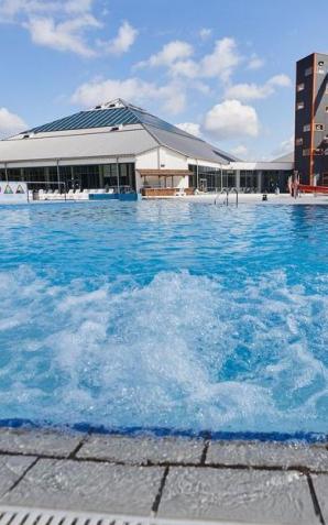 Bądź na Fali! Sprawdź jakie atrakcje na majówkę przygotował łódzki Aquapark.