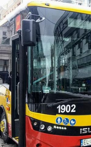 Nowe niskopodłogowe autobusy wyjeżdżają na ulice Łodzi