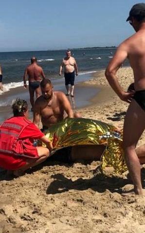 Dzielnicowy z Sopotu uratował trójkę dzieci i ich dziadka