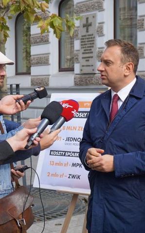 Prawie 13 mln więcej kosztowały faktury za prąd, który miał nie zdrożeć