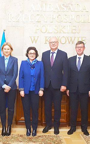 W Kijowie o Donbasie i NATO. Robocze śniadanie w Ambasadzie RP z wicespiker Rady Najwyższej Ukrainy Ołeną Kondratiuk