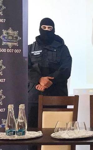 [VIDEO] Kto stoi za kradzieżą w Katowicach i terrorem w Świętochłowicach? - pełny zapis konferencji Krzysztofa Rutkowskiego w Katowicach