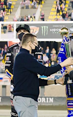 Toruń: Premier wziął udział w ostatnim, finałowym turnieju Mistrzostw Świata na żużlu