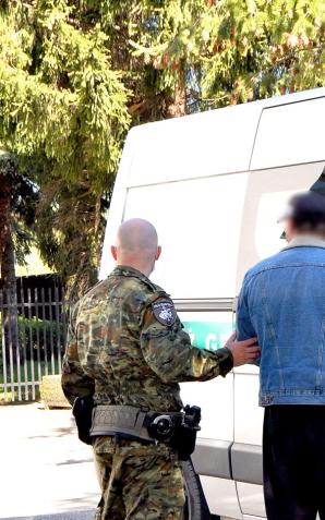 Grupa przestępcza produkowała, przemycała i rozprowadzała nielegalne wyroby akcyzowe