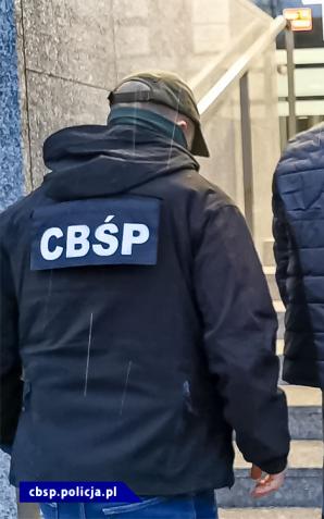 [VIDEO] 174 podejrzanym przedstawiono łącznie ponad 600 zarzutów i zabezpieczono majątek wart ponad 35 mln zł