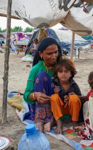 W Pakistanie czas na ratowanie życia dzieci się kończy