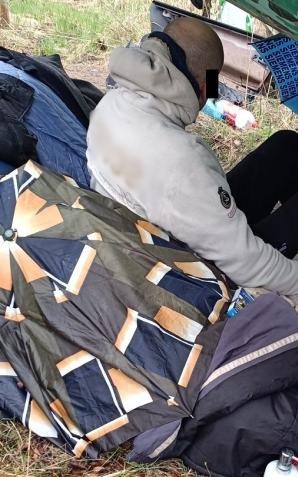 Ukrywał się w szałasie w lasku koło Łodzi