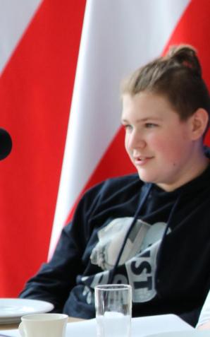 Szef MEiN spotkał się z uczniami i opiekunami z Zespołu Szkół Specjalnych w Warcie