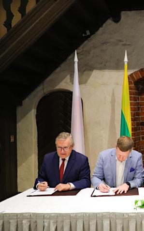 Wspólna deklaracja ministrów kultury Polski, Łotwy, Litwy, Estonii i Ukrainy o międzynarodowym wsparciu dla Ukrainy