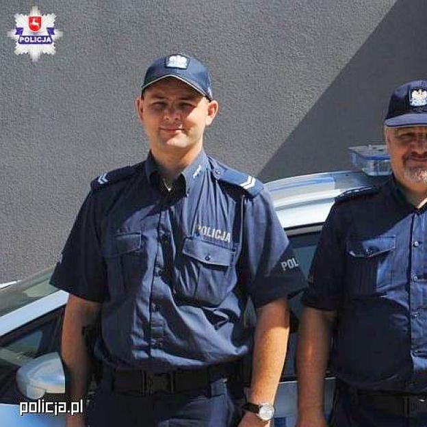 Policjanci odnaleźli w lesie bosego i wyziębionego 2-latka