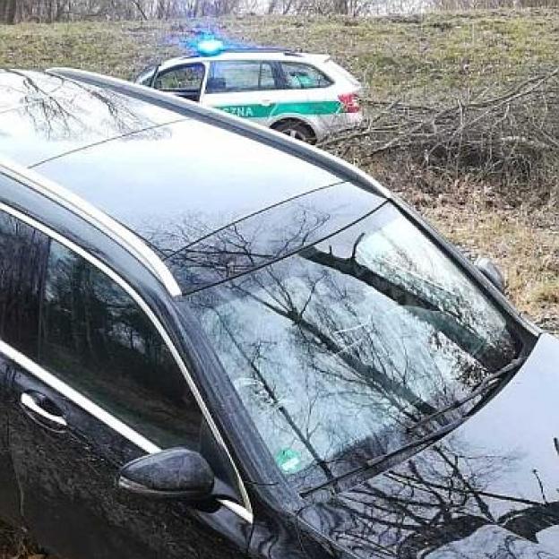 Odzyskano skradzionego w Niemczech Mercedesa GLC 250