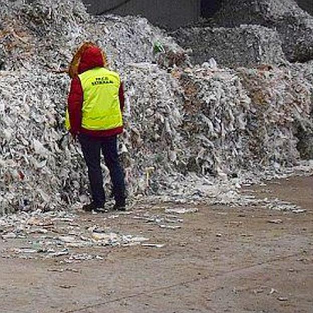 [VIDEO] 220 ton nielegalnych, angielskich śmieci wróci z Polski do Wielkiej Brytanii