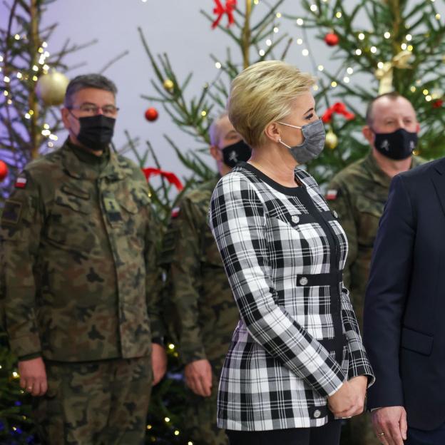 [VIDEO] Spotkanie wigilijne Pary Prezydenckiej z żołnierzami i funkcjonariuszami