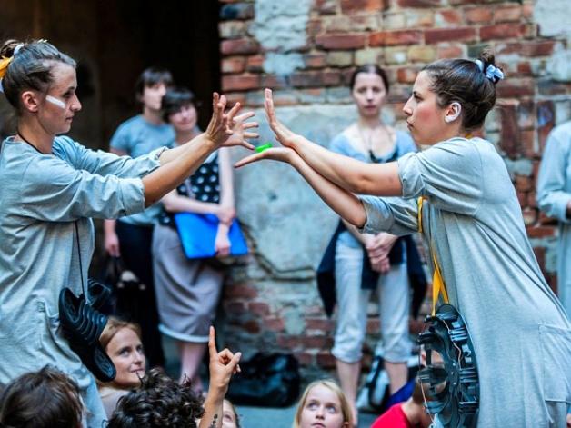 Teatr na praskim podwórku