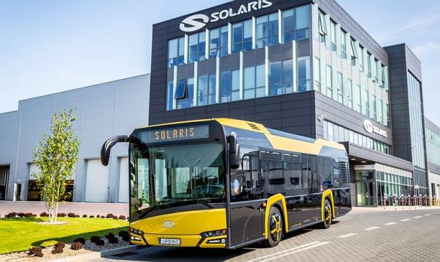 Pierwsze seryjne modele nowego Solarisa Urbino 10,5 znalazły nabywców 