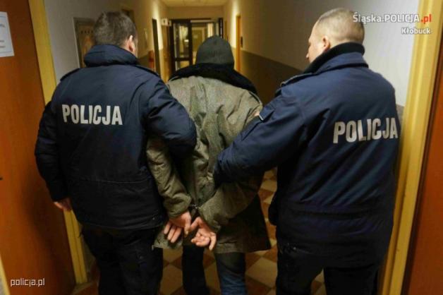 Areszty za brutalne zabójstwo w Rębielicach Królewskich! Ciało 65-latka w studni