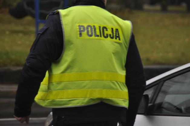 Policjanci odbili porwaną 12-latkę. Trzy osoby zatrzymane! 