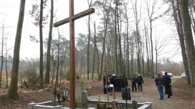 Łódź: Pogrzeb Stu Straconych