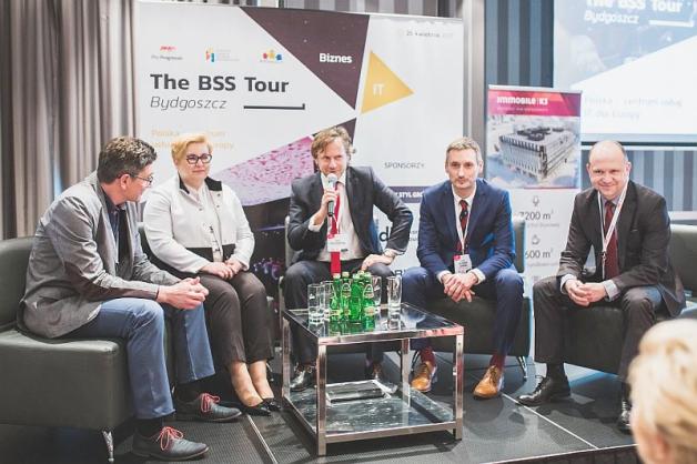 Sztuczna Inteligencja i Big Data coraz szerzej wykorzystywane przez medycynę, finanse i ubezpieczenia