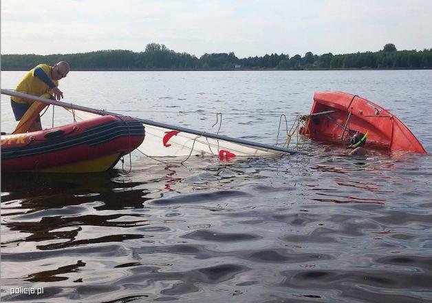 Akcja ratownicza na Siemianówce. Uratowali żeglarzy